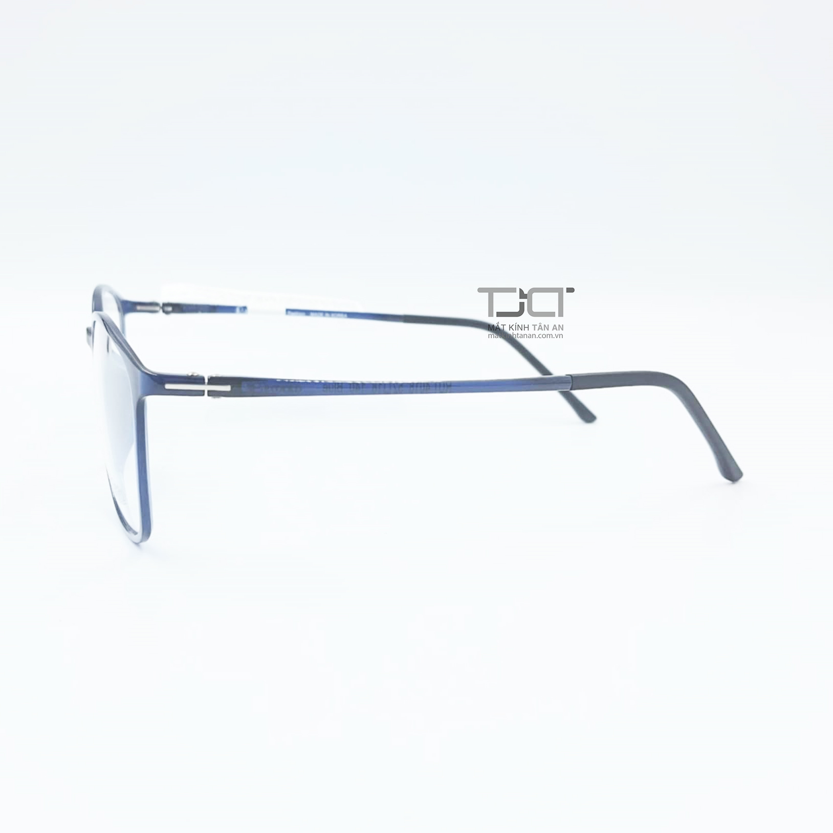 RUT4018-Blue 4